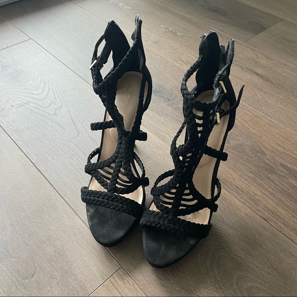 Aldo Black High Heels. Worn couple of times only, in good condition. - Picture 6 of 6